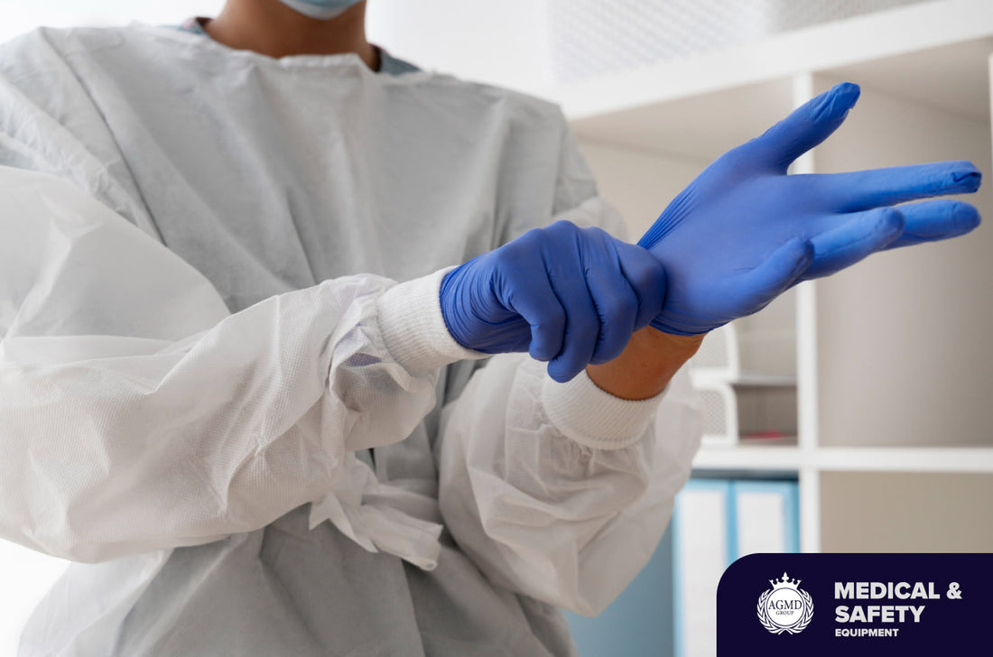Nitrile vs Vinyl vs Latex Gloves: A Complete Guide to Choosing the Right Glove